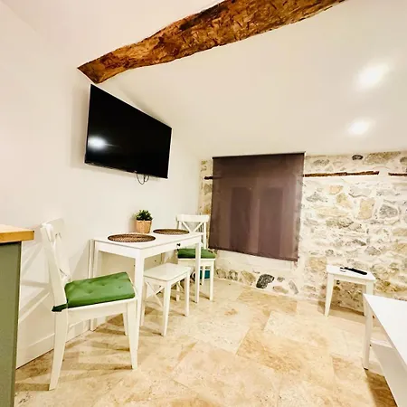 Frgk Immeuble 5 Appartements - Centre Cannes - Special Congres Apartamento