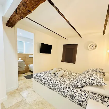 Frgk Entire Building 4 Perfect For Groups Events Cannes