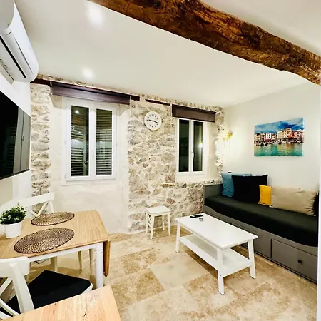 Frgk Entire Building 4 Perfect For Groups Events Cannes